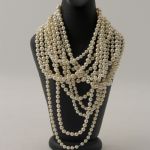 887 3425 PEARL NECKLACE